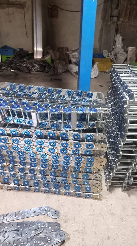 زنجیر انرژی گاید فلزی